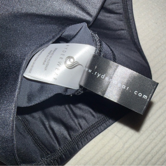 Ryderwear Shiny Leggings - Picture 4 of 5